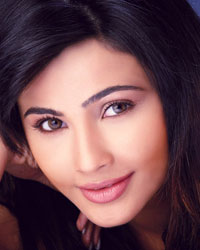 Daisy Shah